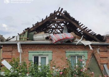 Ворог атакував п’ять районів області: поранені 24 людини
