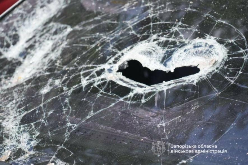 Внаслідок атаки дронів у Запоріжжі пошкоджено щонайменше вісім будинків