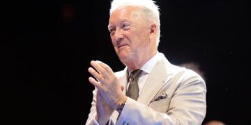 Промоутер пояснив, що заважає офіційно оголосити бій Ф’юрі та Джошуа