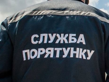 Ворог атакував комунальне підприємство в Запорізькому районі, під завалами шукають людину