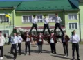 Замість вальсу – гуцульський аркан: випускники з Прикарпаття підкорили Мережу (ВІДЕО)