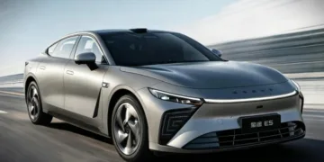 Exeed Exlantix ES 2026: ШІ-кокпіт, повернення фізичних кнопок та LiDAR на даху