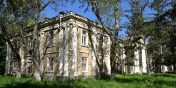 Палац із рідкісним парком: туристична родзинка Тернопільщини, про яку знають не всі (ФОТО)