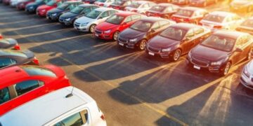 Українці стали рідше купувати дизельні авто: які моделі обирають найчастіше