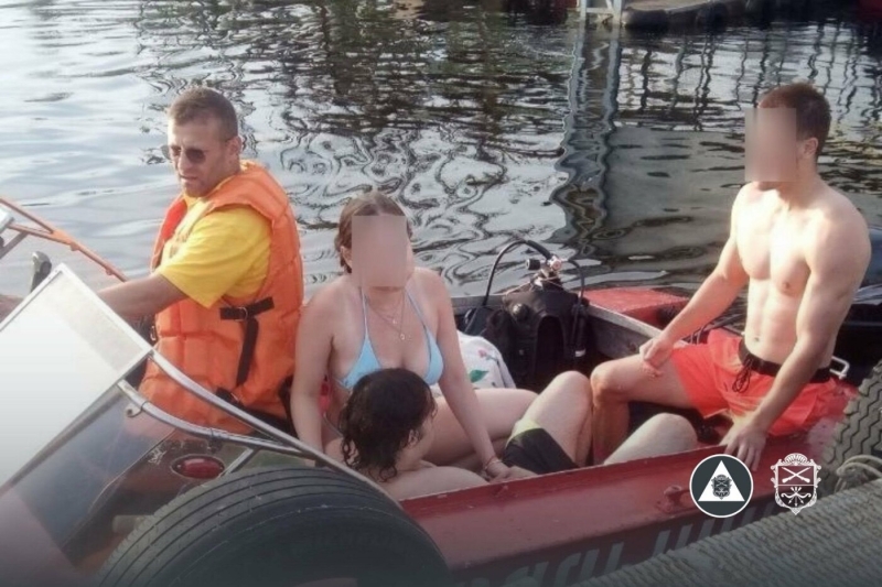 У Запоріжжі врятували юнака, який ледь не потонув у Дніпрі