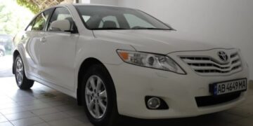 Toyota Camry XV40 2011 року з найменшим пробігом в Україні продають на Вінничині (ФОТО)