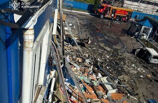 Ворог атакував завод «Яготинське для дітей», загинули четверо людей