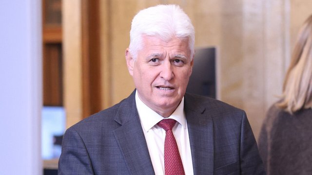 Новий уряд Болгарії припинить постачання зброї Україні