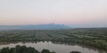 Дрони атакували Ільський НПЗ на Кубані: вирує пожежа