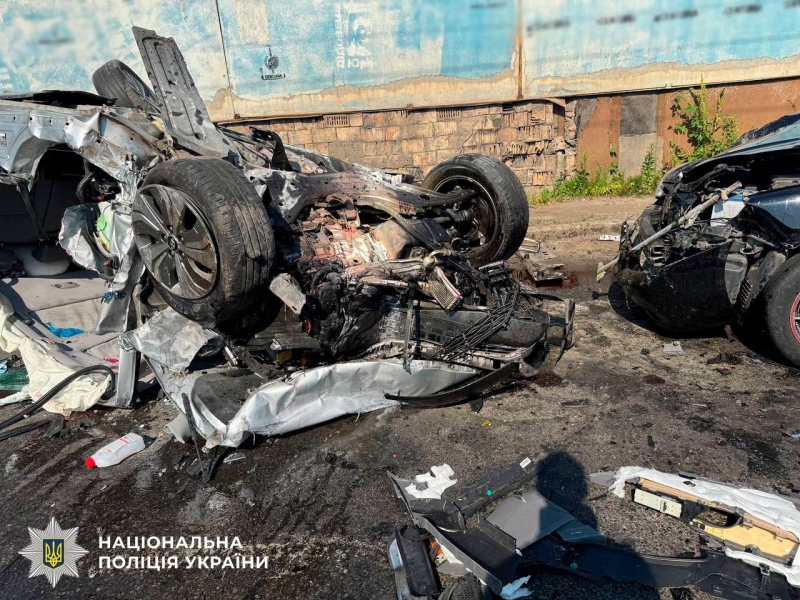 П'ять розтрощених авто та загибла жінка: поліція Києва оприлюднила деталі ДТП на Виговського