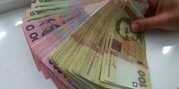 “Тариф стане 7 гривень за кіловат-годину”: для частини  українців змінять правила оплати за світло