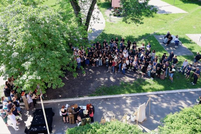 Київ попрощався з 12-річним Григорієм Глушичем, який загинув у резонансній ДТП