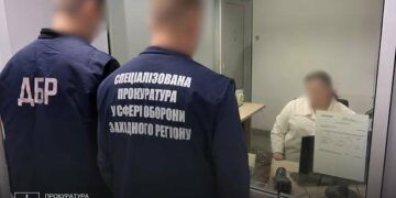 Чинні та колишній військові під підозрою: що відомо про справу з незаконним обігом зброї на Прикарпатті (ФОТО)