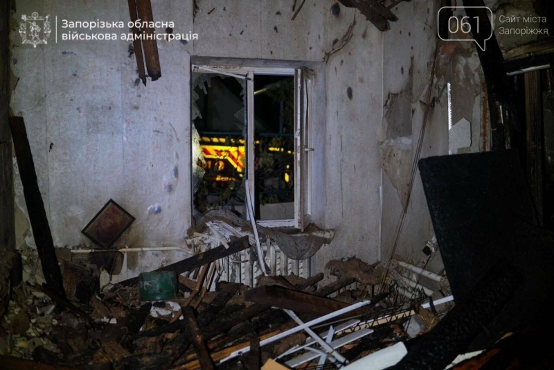 Вночі росіяни атакували Запоріжжя: пошкоджено будинки, троє людей постраждали