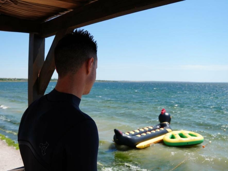 Безпечний відпочинок на Тилігулі: водолази перевірили дно, а на узбережжі чергуватимуть рятувальники, - ВІДЕО