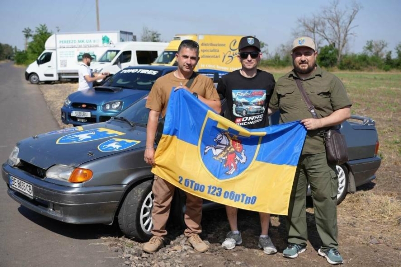 Боєць 123-ї бригади тероборони став одним із найкращих на дрег-рейсингу на Миколаївщині, - ФОТО
