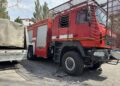 У Запоріжжі ворожий дрон атакував будівлю ДСНС: пошкоджено службові авто