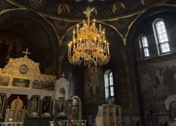 Києво-Печерська лавра частково відновила роботу для відвідувачів