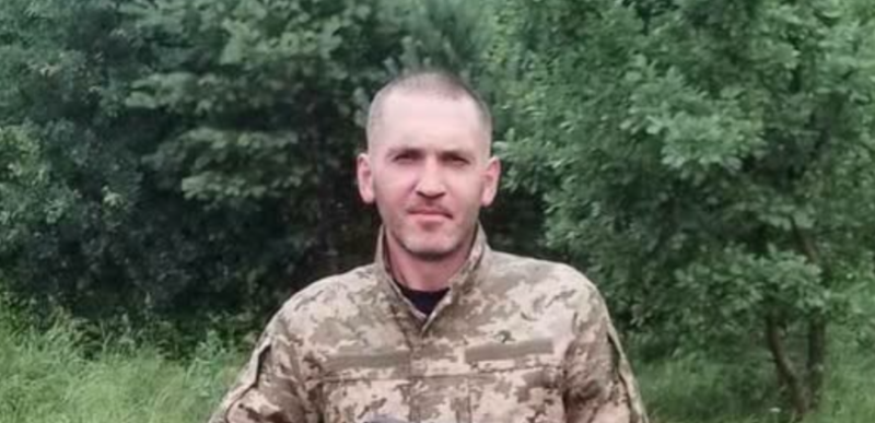 Остання дорога Героя: в Івано-Франківську попрощаються із загиблим захисником