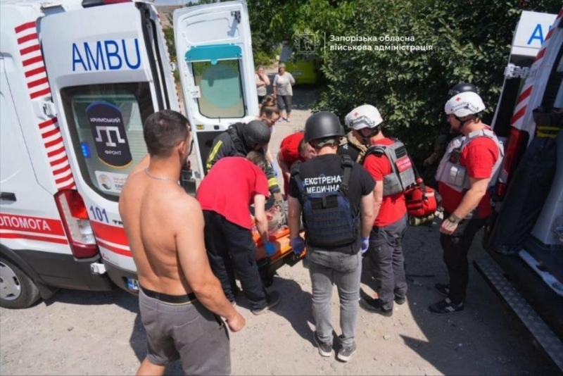 Вщент зруйновані будинки, травмовані діти та зниклі безвісти люди: що відомо про удар КАБами по Запоріжжю