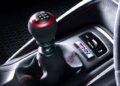 Заглохлий двигун та ривки: Електрокари Toyota отримають дуже реалістичну механічну коробку передач