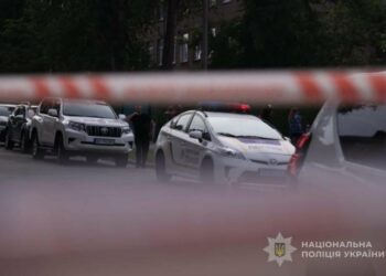 У Запоріжжі тривають слідчі дії за фактом поранення запорізьких поліцейських та застосування вогнепальної зброї проти їх нападника
