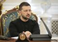 Зеленський: у червні мають збільшитись виплати в армії. Мінімум 30 тисяч грн в тилу і в середньому 300 тисяч – на першій лінії