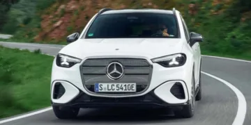 Електричний Mercedes GLC став доступнішим: менше пафосу, більше кіловатів