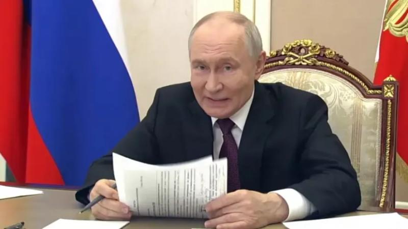 Путін вимагає від уряду РФ &laquo;звести до нуля&raquo; наслідки атак України