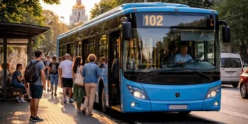 Названо найпопулярніші та найменш завантажені маршрути транспорту в Києві