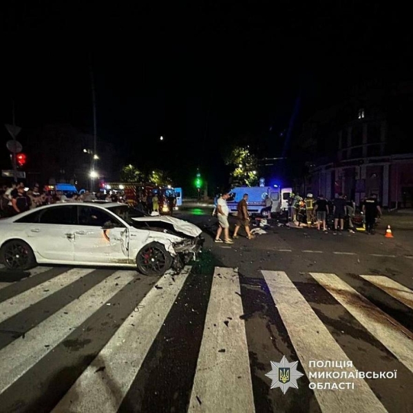 Смертельна ДТП у центрі Миколаєва: п'яний водій Audi затриманий, у лікарні померла 17-річна дівчина