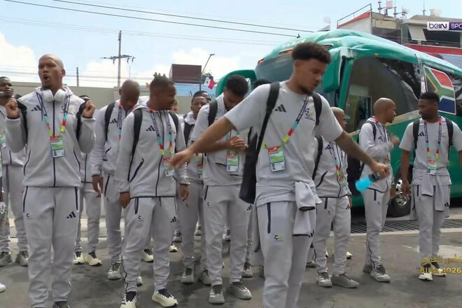 ВІДЕО. Як збірна ПАР прибула на стадіон Ацтека перед матчем із Мексикою