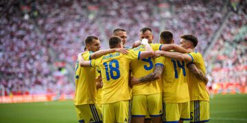 ВІДЕО. Новачки збірної України заспівали «Червону руту» перед фанатами