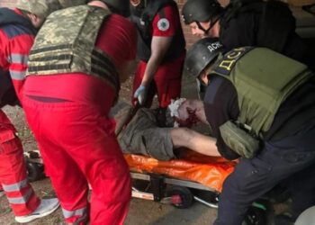 Ворог вночі атакував 5 районів Днівпропетровщини: є постраждалі