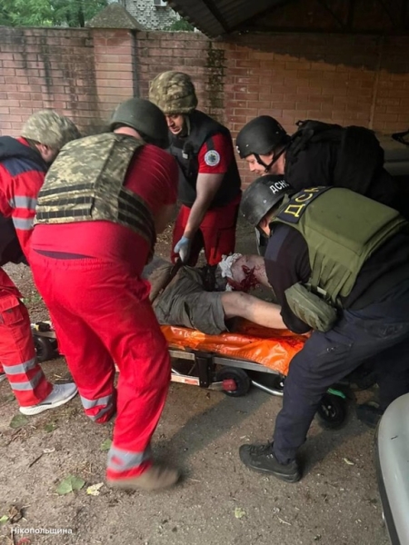 Ворог вночі атакував 5 районів Днівпропетровщини: є постраждалі
