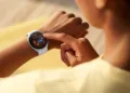 Звичний дизайн, яскравий дисплей та покращений моніторинг здоров’я: Samsung представила смарт-годинник Galaxy Watch 9