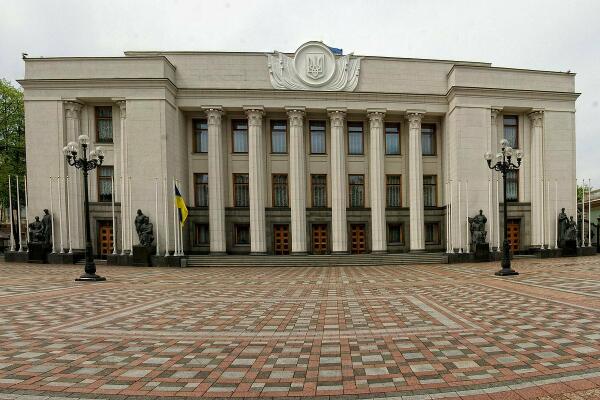 Рада продовжила дію воєнного стану і мобілізації ще на 90 днів