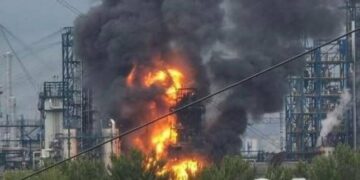 Майже 43% потужностей нафтопереробки РФ вже виведено з ладу внаслідок ударів Сил оборони, – Генштаб