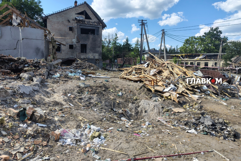 &laquo;Вишневого і Чернігова мало &ndash; на тобі ще раз!&raquo; Як Капітанівка оговтується після удару по виставці зброї