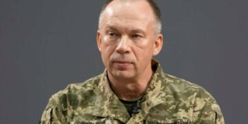 Вибір зроблено: названо несподівану причину, чому Зеленський залишив Сирського, а не Федорова