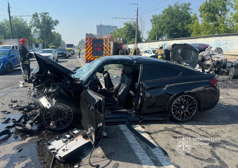 Оголошено підозру винуватцю смертельної ДТП у Києві. 21-річний водій BMW ніколи не мав прав