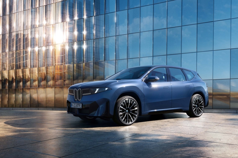 BMW iX3 LWB: 919 км ходу, 800 вольт та &laquo;мізки&raquo; від DeepSeek