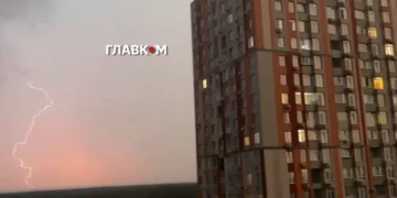 8 липня Київ і область накриють грози: пориви вітру сягатимуть 20 м/с