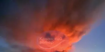 У Криму пожежа на генеруючих електроенергію підстанціях
