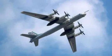 Повністю відірвало хвіст: у СБУ розкрили деталі знищення Ту-95, який бомбив Україну