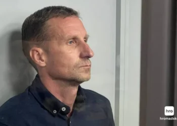 Суд відправив під варту організатора виставки на Київщині, яку атакувала РФ