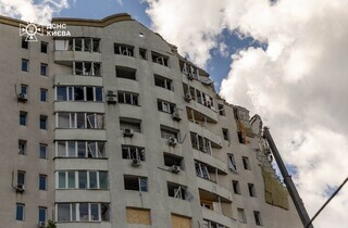Рятувальники завершили розбір завалів у столичній багатоповерхівці, кількість жертв знову зросла