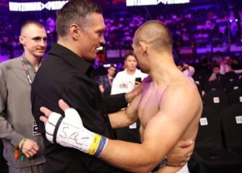Усик відзначив у соцмережах другий успіх Хижняка