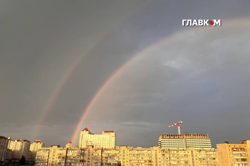 Над Києвом після дощу з'явилася подвійна веселка (фото)