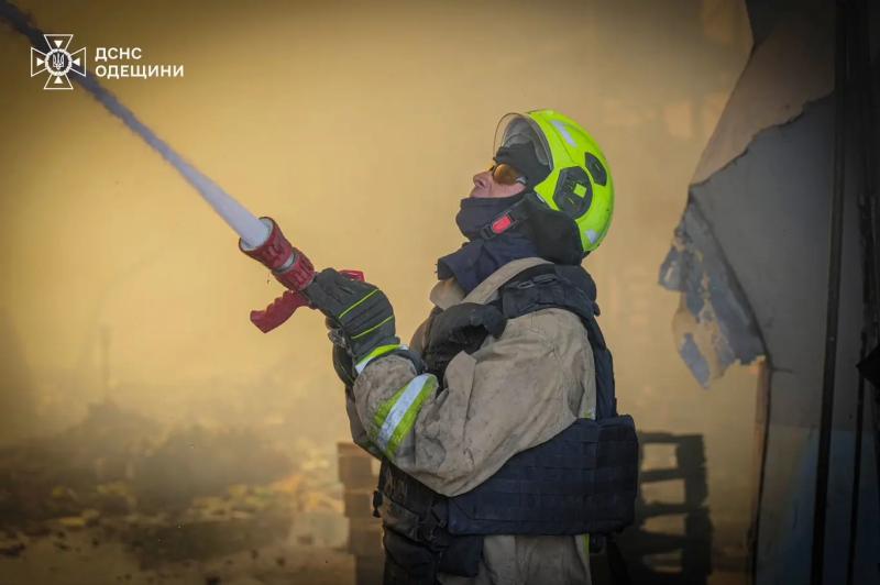 РФ ударила балістикою по Одещині, &ndash; ОДА